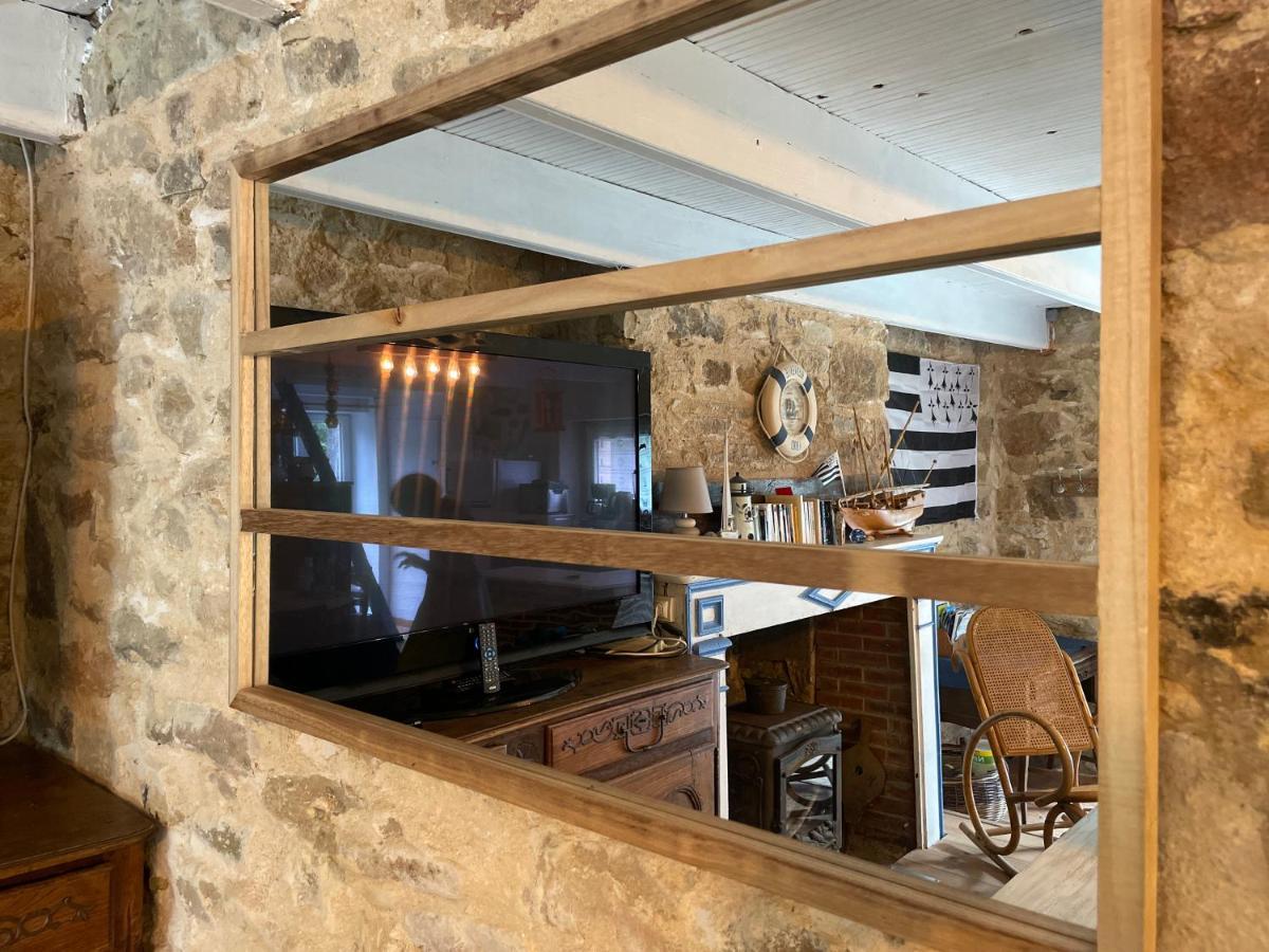 Authentique Maison De Pecheur Au Coeur D'Un Hameau Crozon Exteriör bild